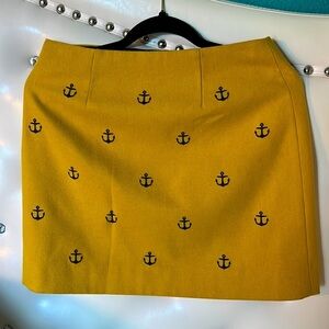 Vineyard vines skirt size 2 yellow color